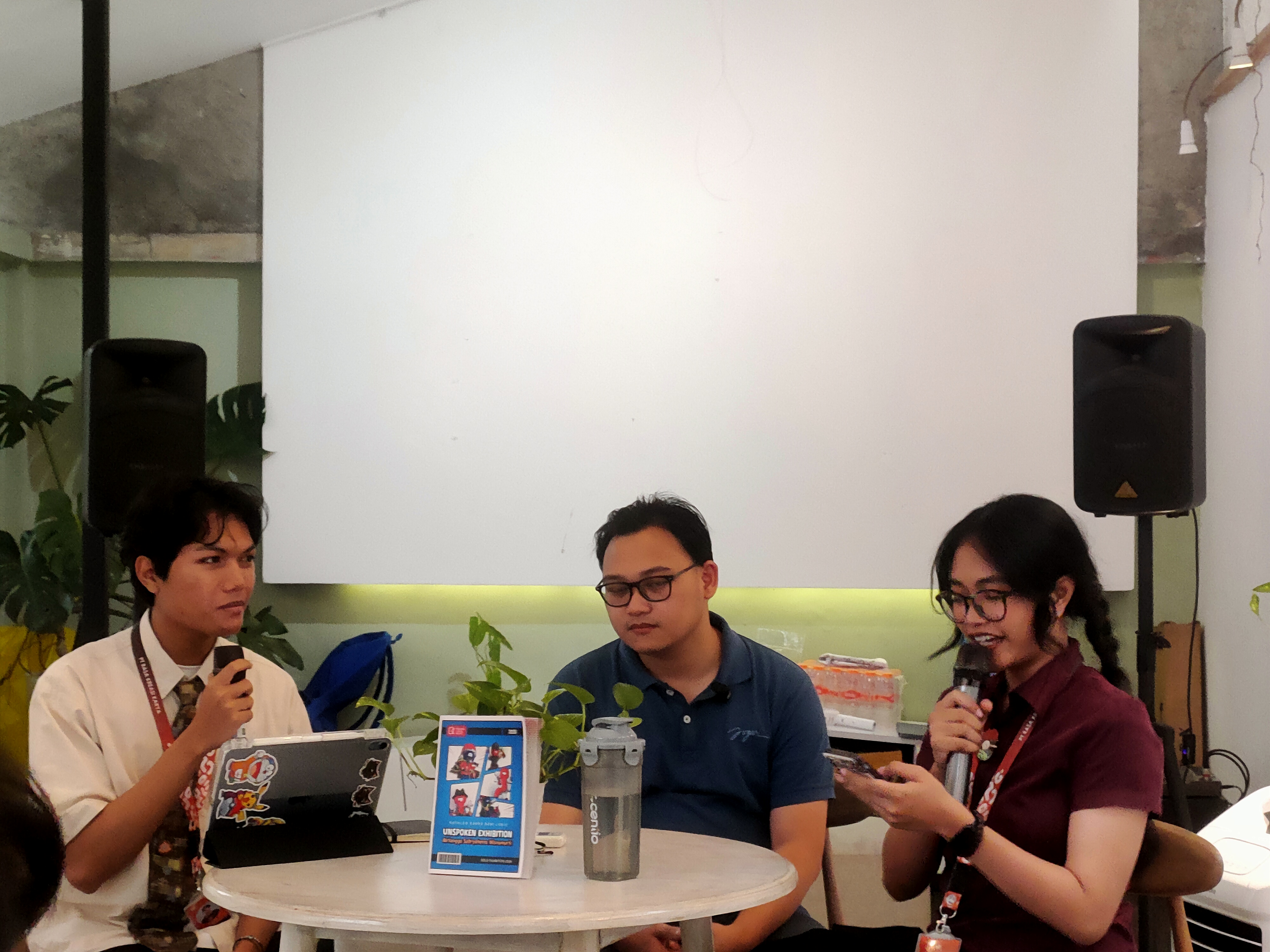 Bedah Karya “Unspoken” di Tan Art Space Semarang Kupas Proses Kreatif Airlangga Wisnumurti